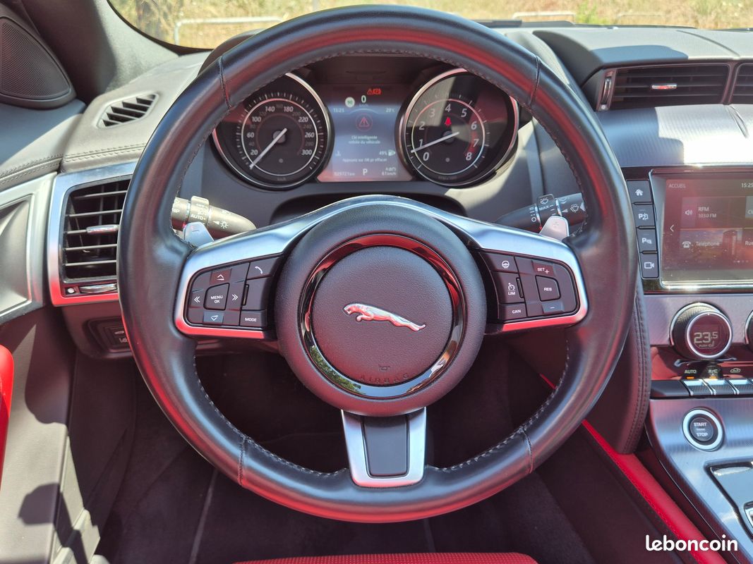 JAGUAR F-TYPE ROADSTER 2.0 T P300 R-DYNAMIC BVA FACELIFT FULL OPTIONS PAS DE MALUS SUPERBe (image 21)