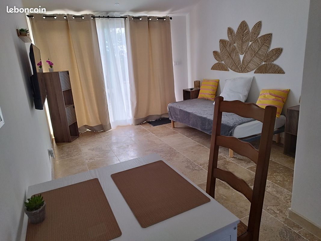 Appartement 1 pièce 25 m² · à Courthézon · 25 m² · 590 €/mois