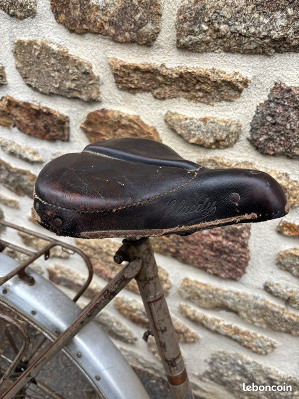 Ancien Pied De Selle Vélo PEUGEOT – Années 1920-1930 – Pièce D’époque Chrome – Fer