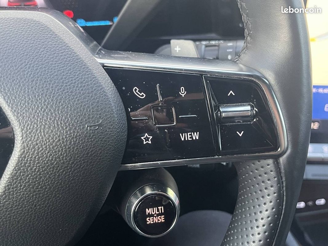 RENAULT Austral E-Tech hybrid 200 Techno (image 17)