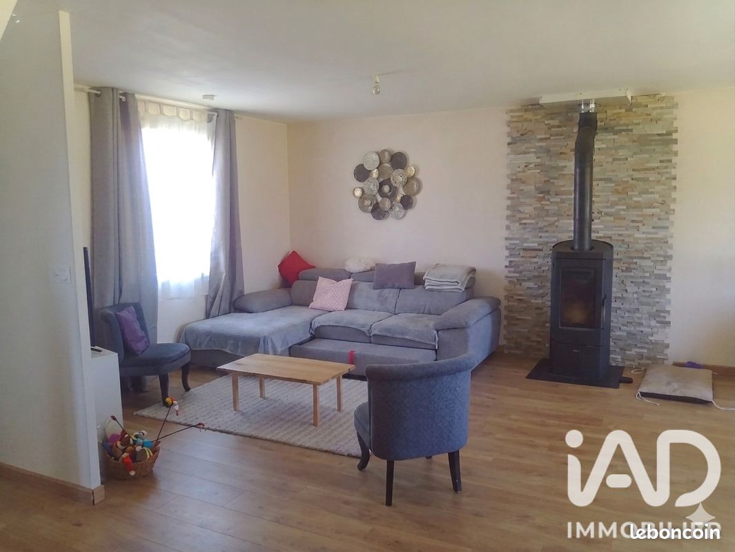 Maison 6 pièces 95 m² · à Jarzé Villages · 95 m² · 223 000 €