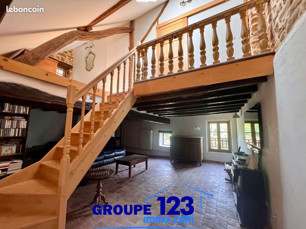 Longère 8 pièces 240 m² (image 8)