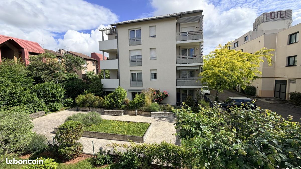 Appartement 3 pièces 67 m² · à Chassieu · 67 m² · 299 000 €