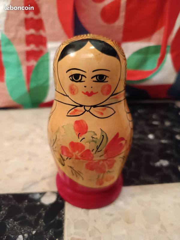 5 Poupées russes H18 peint main signé Matriochka Gigognes Russians