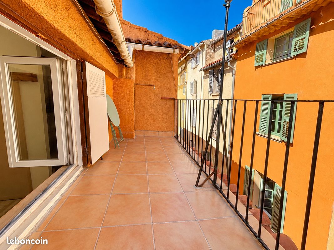 Appartement 1 pièce 16 m² · à Toulon · 16 m² · 500 €