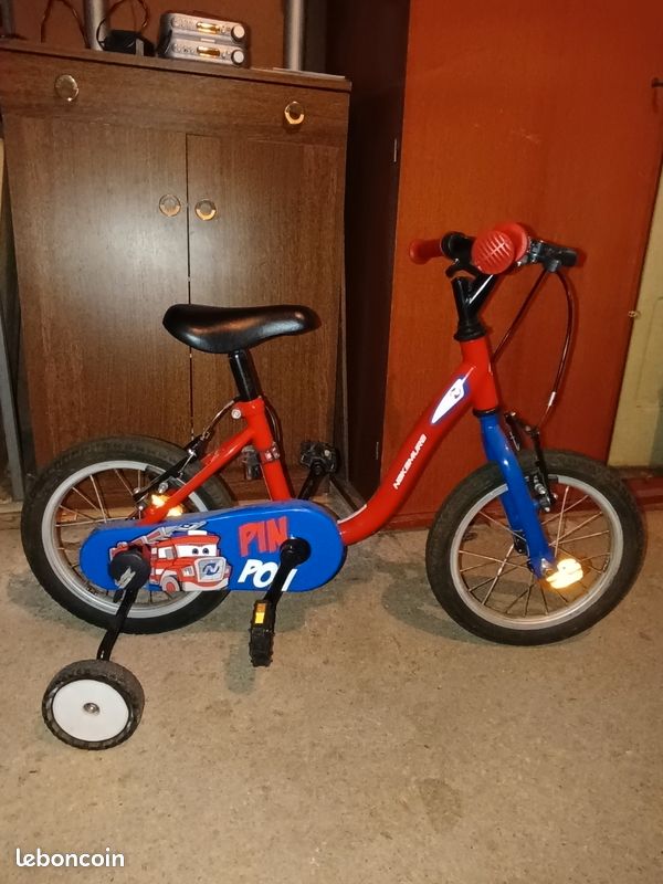 Roue Vélo A Quel Age Apprendre Le Velo Vélo Sans Velo Avec