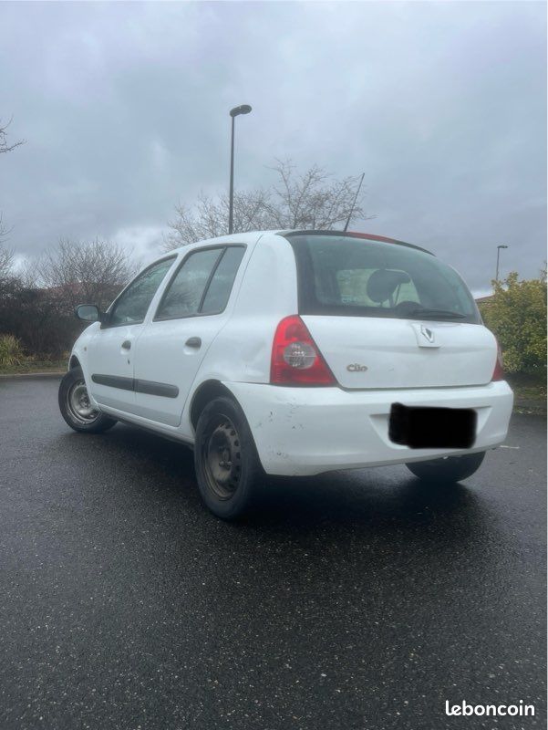 Renault Clio 2 Campus (image 2)