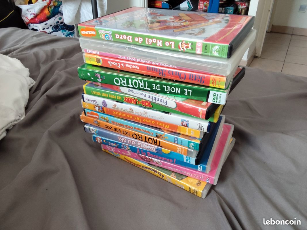 Lot de 15 DVD Dessin Animé pour enfants (image 1)