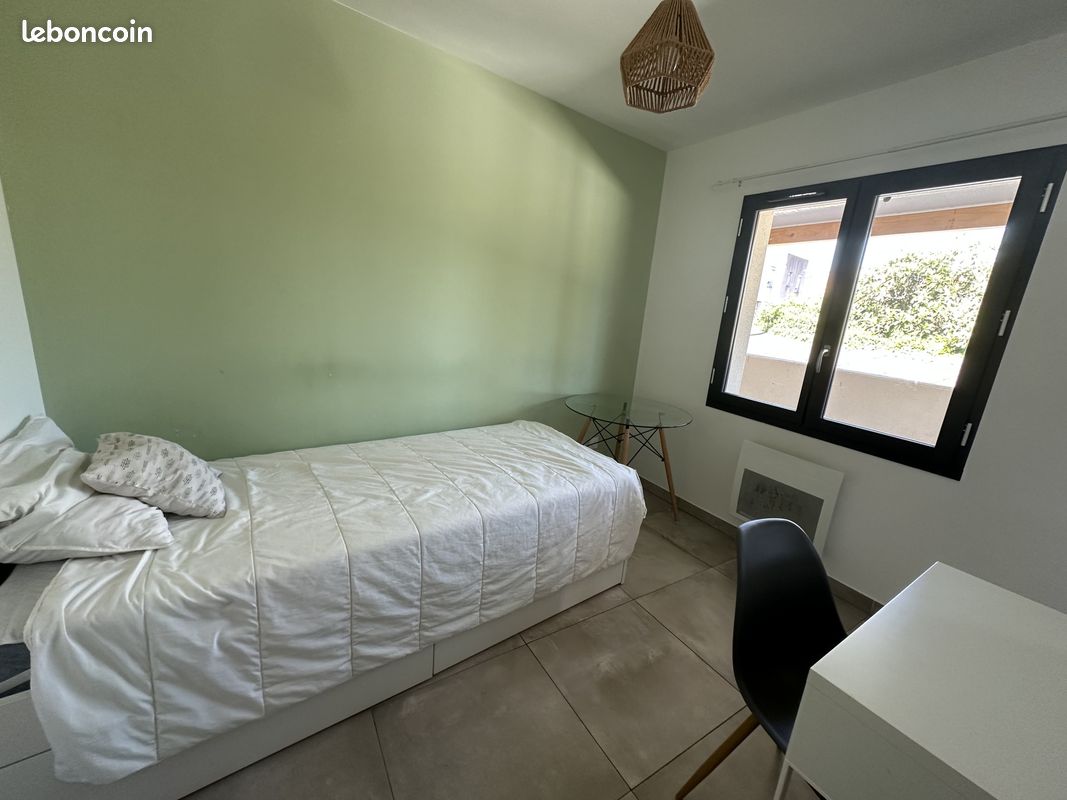 Appartement 1 pièce 13 m² · à Bourg-lès-Valence · 13 m² · 345 €/mois