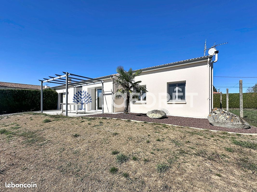 Maison 4 pièces 92 m² · à Moncoutant-sur-Sèvre · 92 m² · 795 €/mois