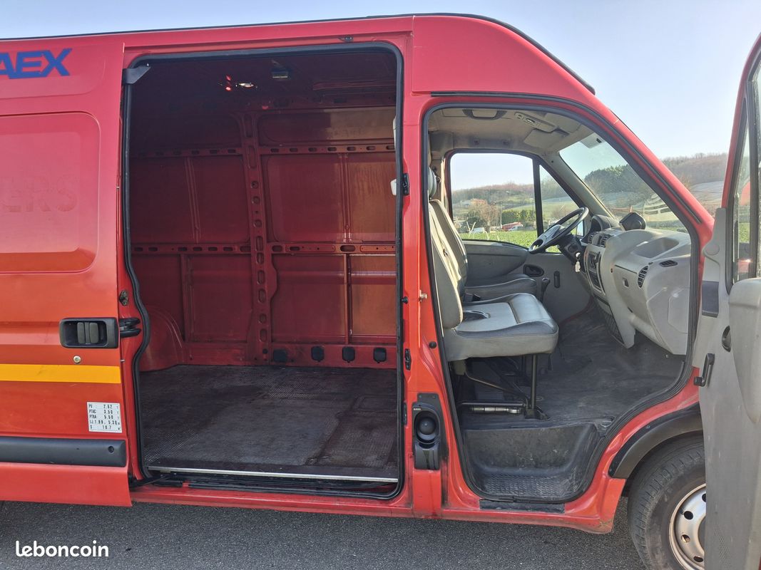 Master 2.8 dti 115 cv * 18 000km 1er main pompiers attelage l2h2 mk autos (image 3)