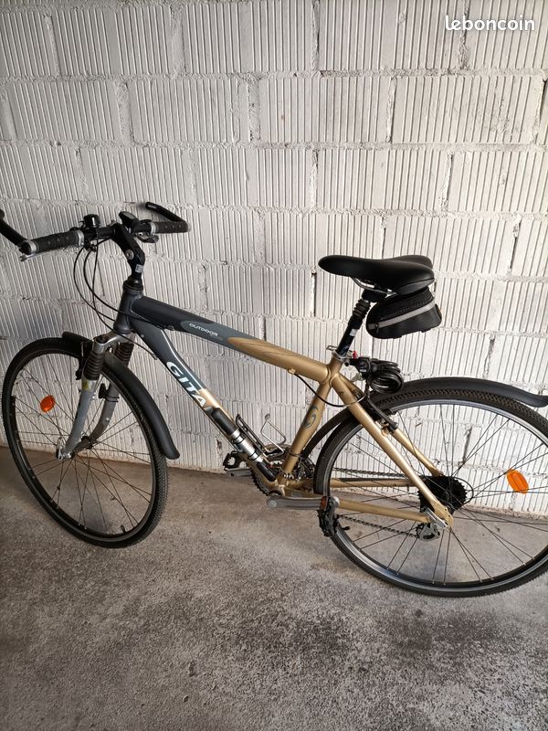 Vélo Vtc Vtc Gitane Outdoor 600 Homme Vélo Vtc Vae Cargo