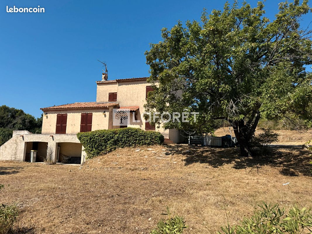 Maison 4 pièces 120 m² · à Les Pennes-Mirabeau · 120 m² · 440 000 €