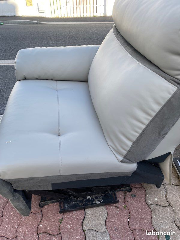 Fauteuil relaxe (image 3)