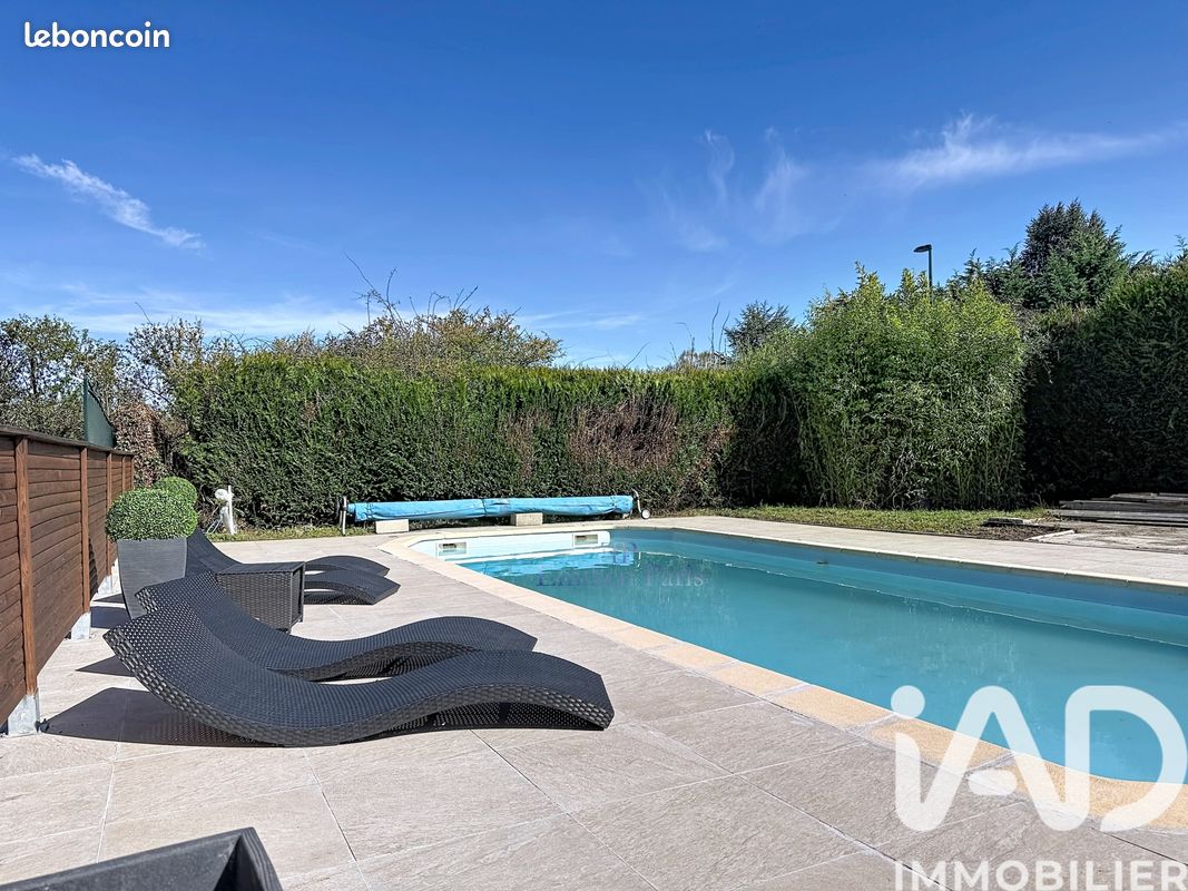 Maison 6 pièces 167 m² · à Garennes-sur-Eure · 167 m² · 349 000 €