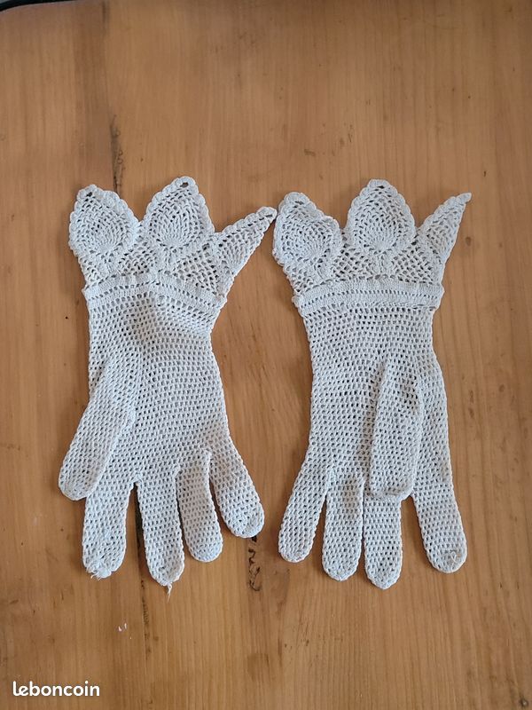 Paire de gants ancien (image 2)