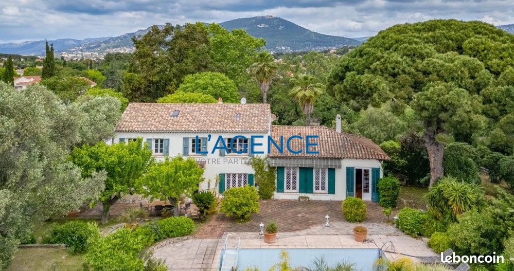 Maison 6 pièces 231 m² · à La Garde · 231 m² · 1 872 000 €