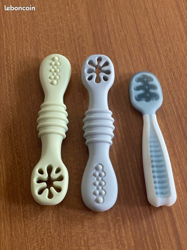 Lot cuillères bébé (image 2)