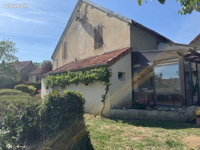 Maison 5 pièces 143 m² · à Venarey-les-Laumes · 143 m² · 170 000 €