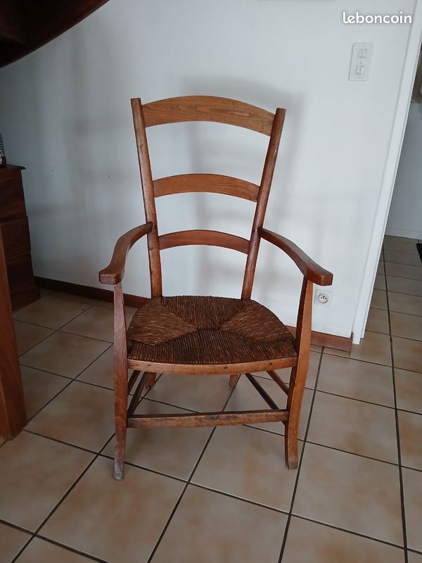 Fauteuil bois (image 1)