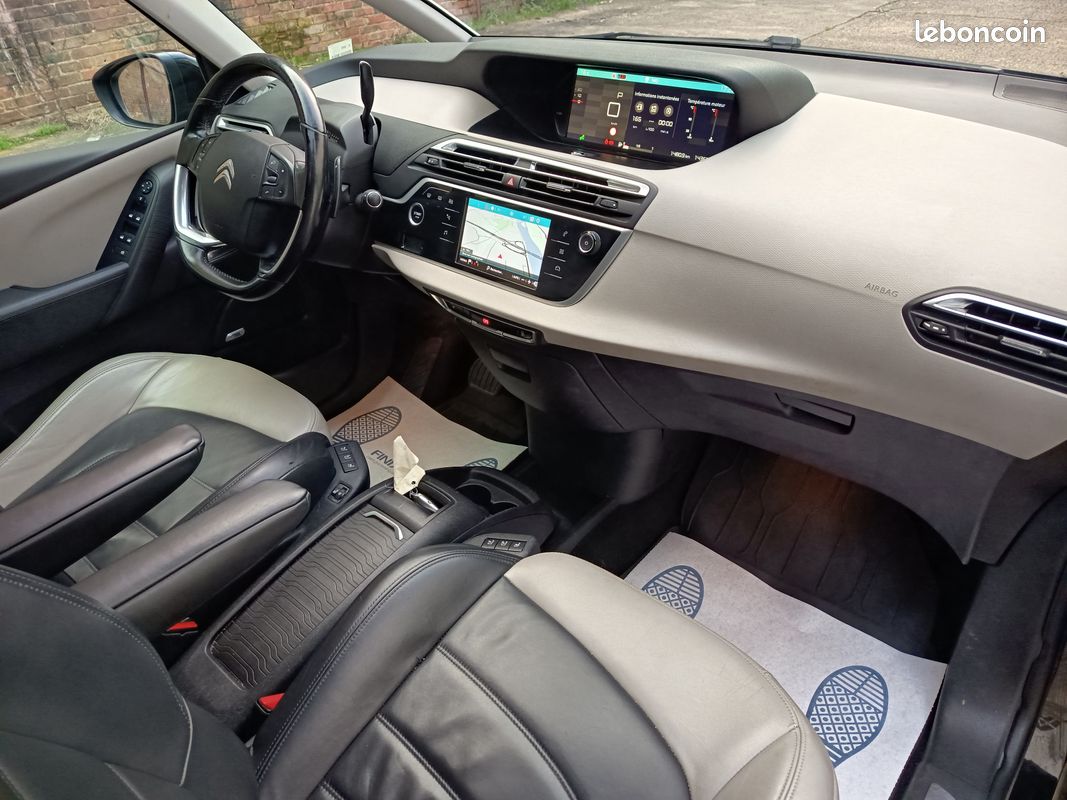 Grand c4 picasso 1.6 hdi 120 gps cuir bi-ton camera bluetooth attelage APPLE CAR PLAY distribution neuve 7p (image 12)