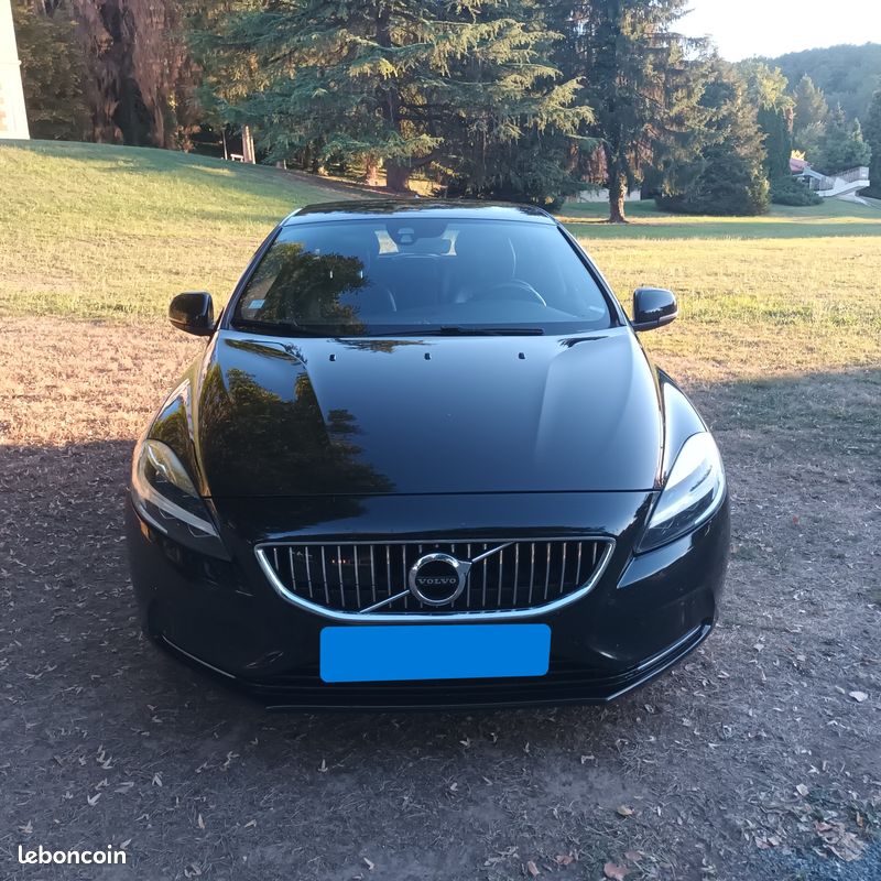 Volvo V40 D2 (image 1)