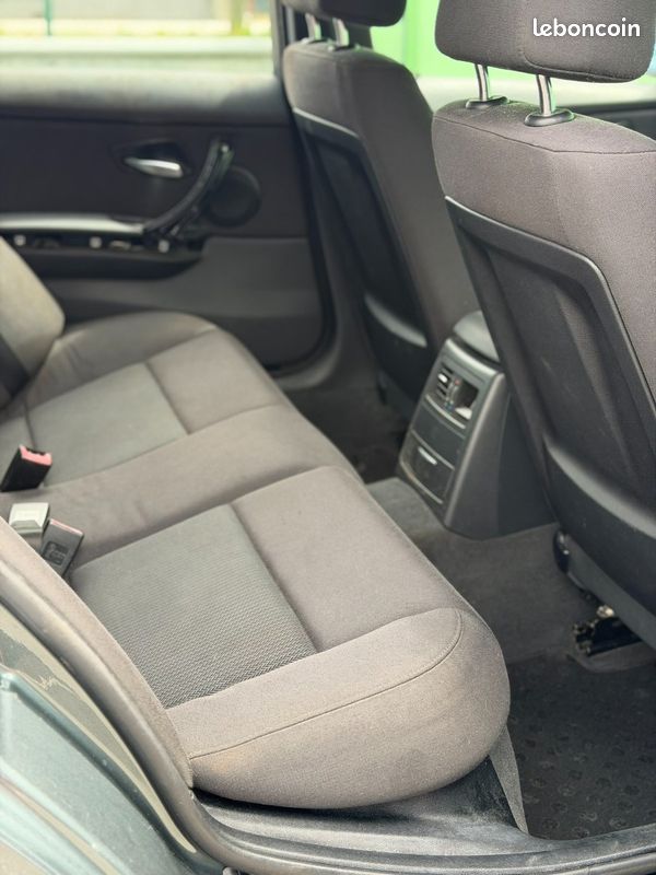 BMW Série 3 318D TOURING 2.0L 140CH (image 12)