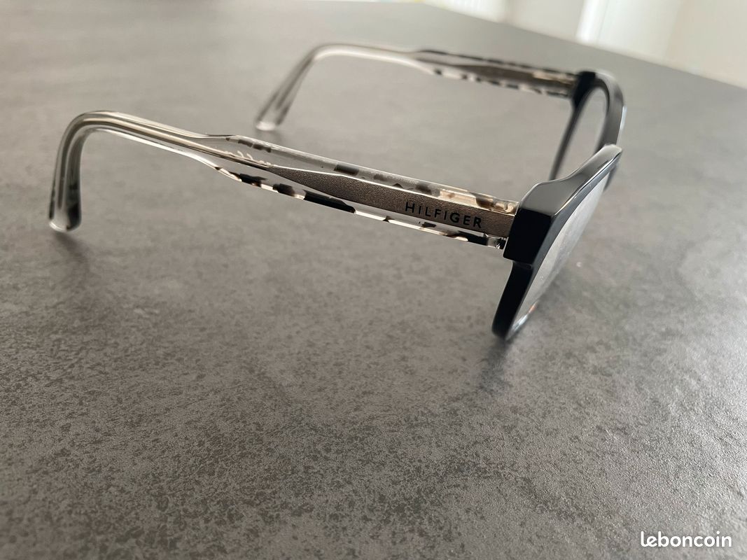 Lunettes de vue Tommy Hilfiger (image 2)