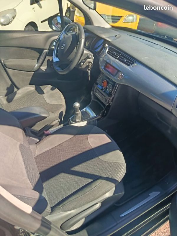 Citroen c3 1.4 vti 95cv 69150kms ct ok 6490 (image 5)
