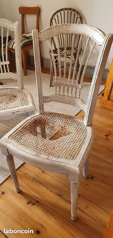 4 chaises cannées anciennes (image 3)