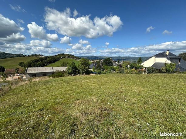 Terrain 931 m² LASSOUTS