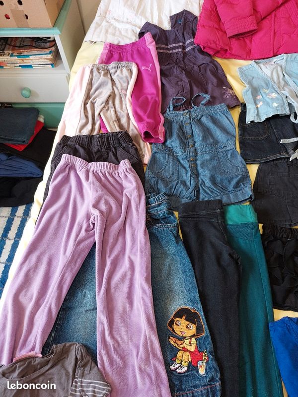 Lot de 24 vetements enfant - fille 2 à 5 ans (image 6)