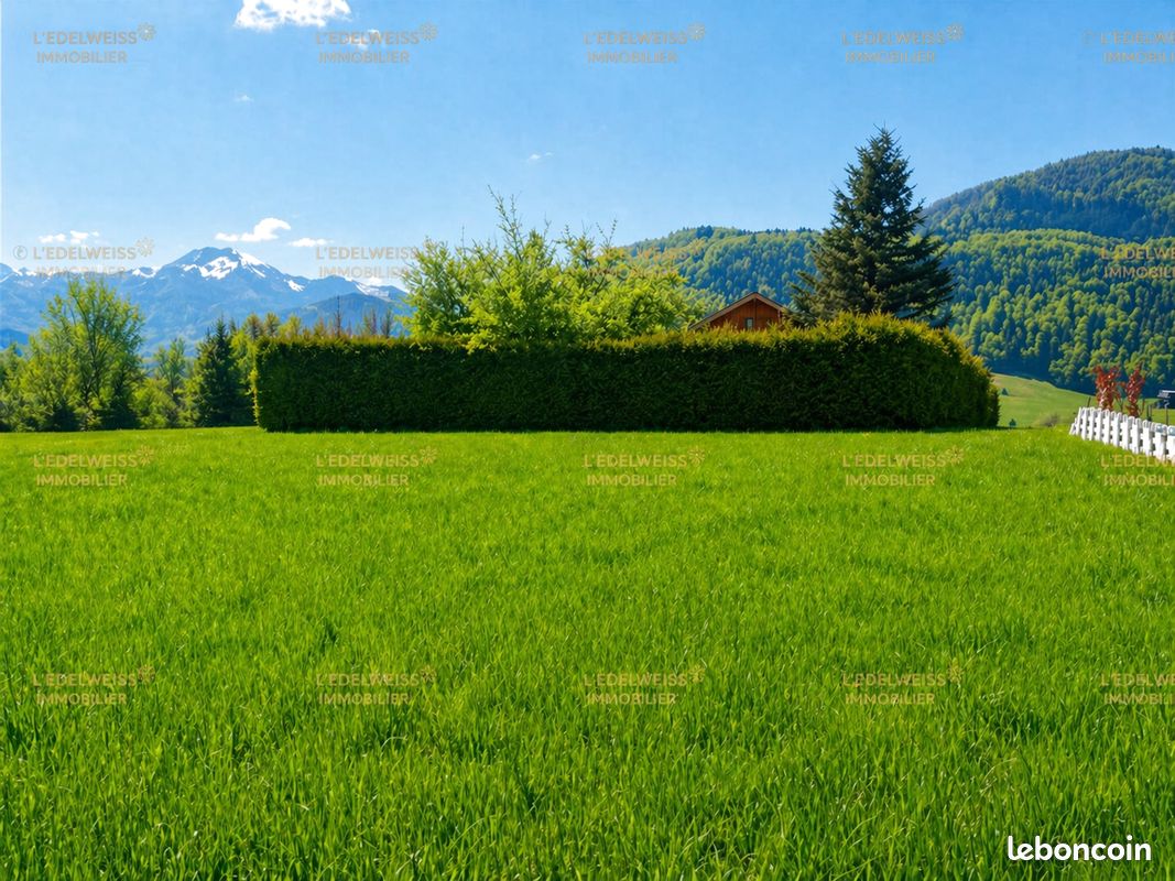 Terrain 1000 m² · à Onnion · 1 000 m² · 170 000 €