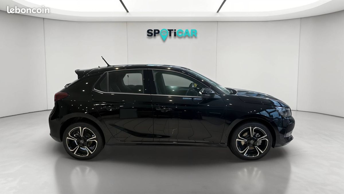 OPEL Corsa 1.2 Turbo Hybrid 110 ch e-DCT6 GS (image 2)