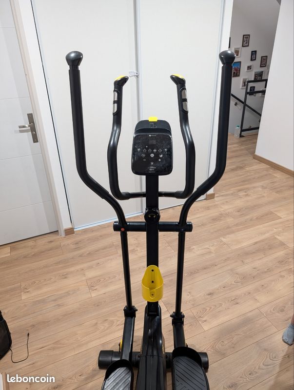 Vélo elliptique EL520 Decathlon – Excellent état Sport Plein air