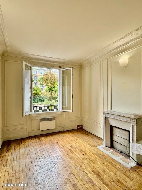 Appartement 2 pièces 42 m² · à Paris · 42 m² · 342 000 €