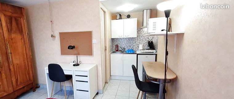 Studio 1 pièce 18 m²