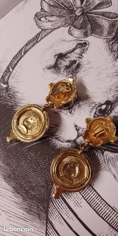 Boucles D'oreilles Clips Jacky De G - Occasion - Élément De Parure Bracelet
