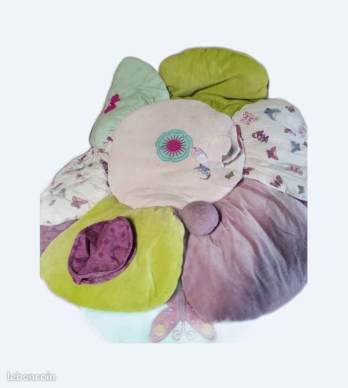 Tapis d'éveil Verbaudet fleur (image 1)