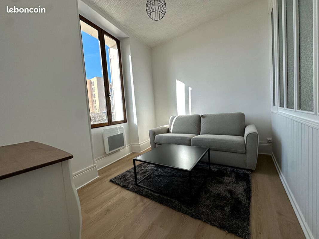 Appartement 2 pièces 23 m² · à Romans-sur-Isère · 23 m² · 450 €/mois