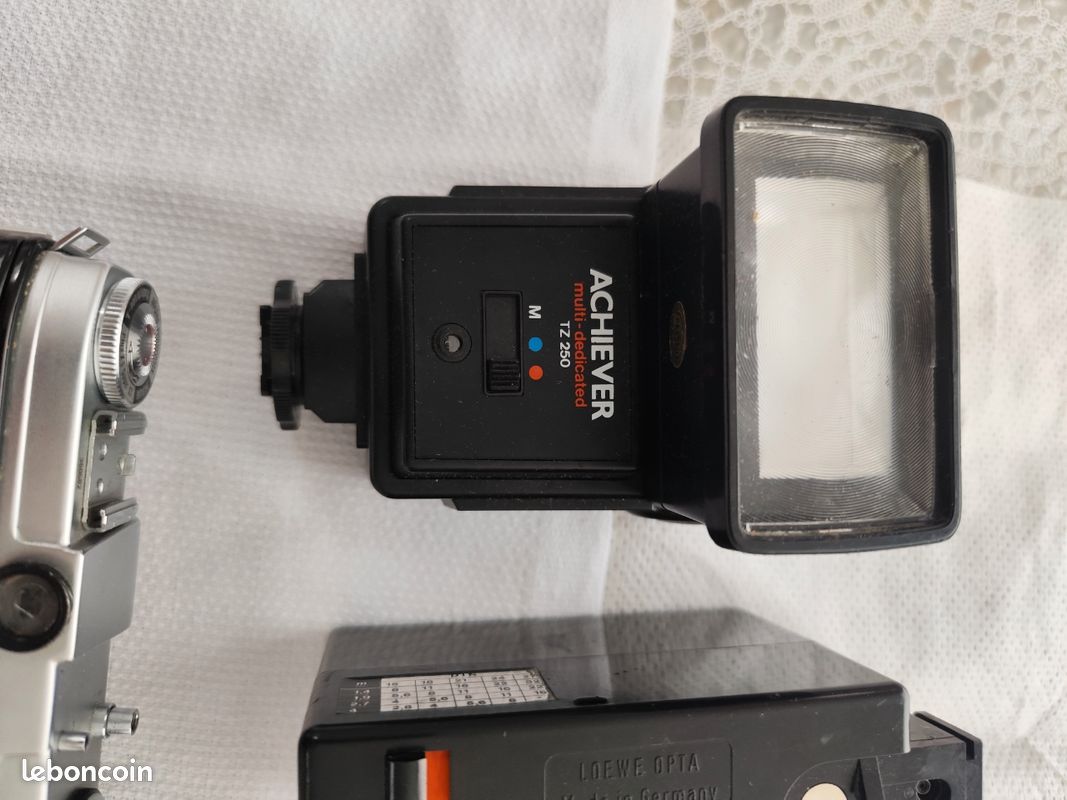 Appareil Photo Argentique De Collection Reyna 35mm Noir, Objectif Berthiot, Filtre UV, Manuel