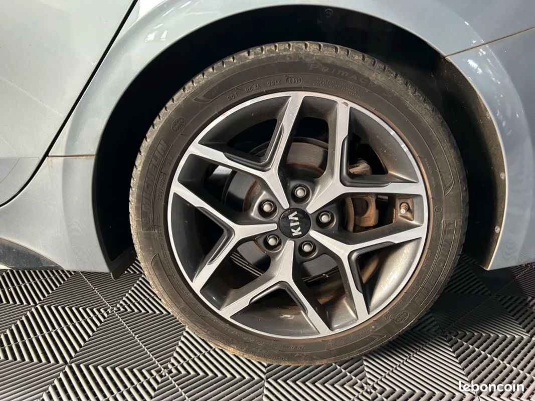 KIA PROCEED 1.4 T-GDI 140 ch ISG BVM6 GT Line Premium (image 27)
