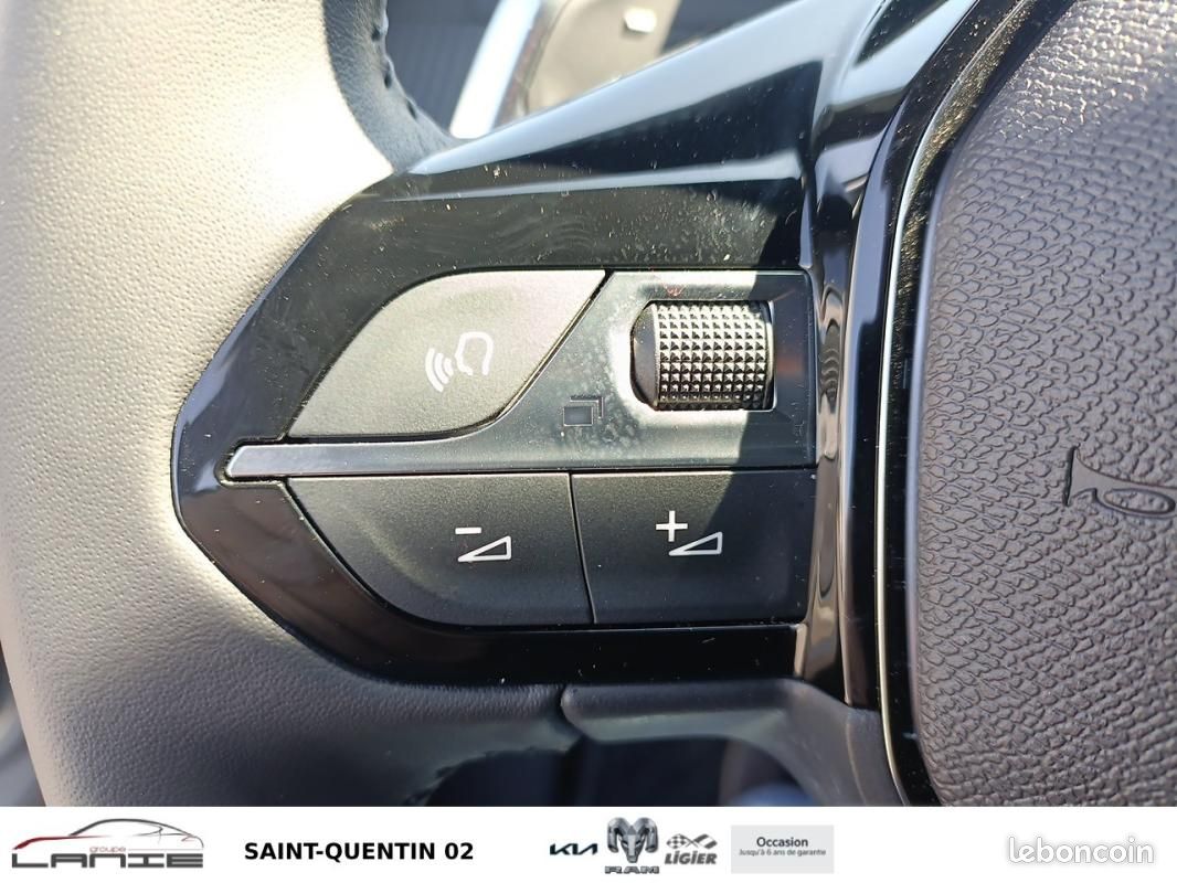 Peugeot 2008 PureTech 130 S&S EAT8 Allure (image 17)