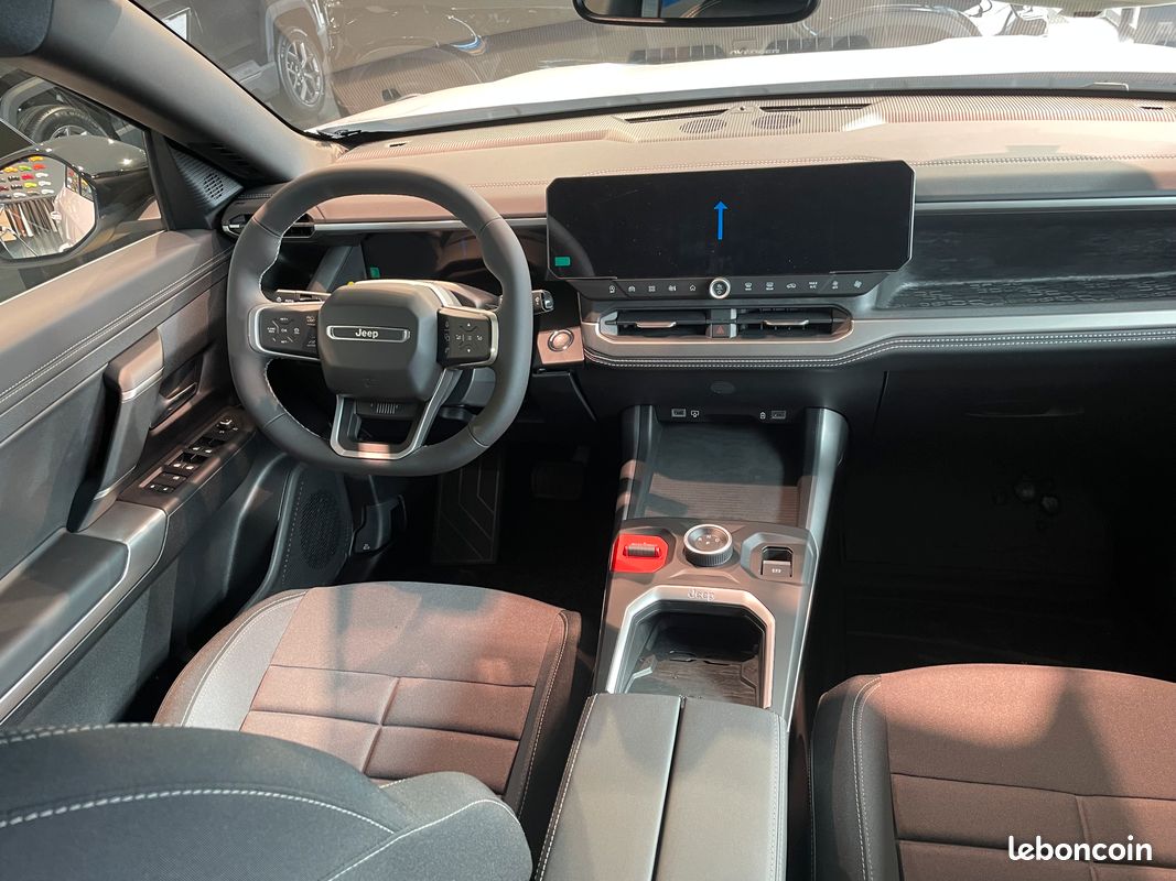 Nouveau Jeep Compass 1.2 Turbo T3 145ch e-Hybrid Altitude BVR6 (image 3)
