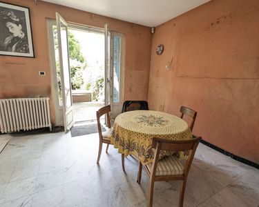 Maison 890 000 € - 251 m²