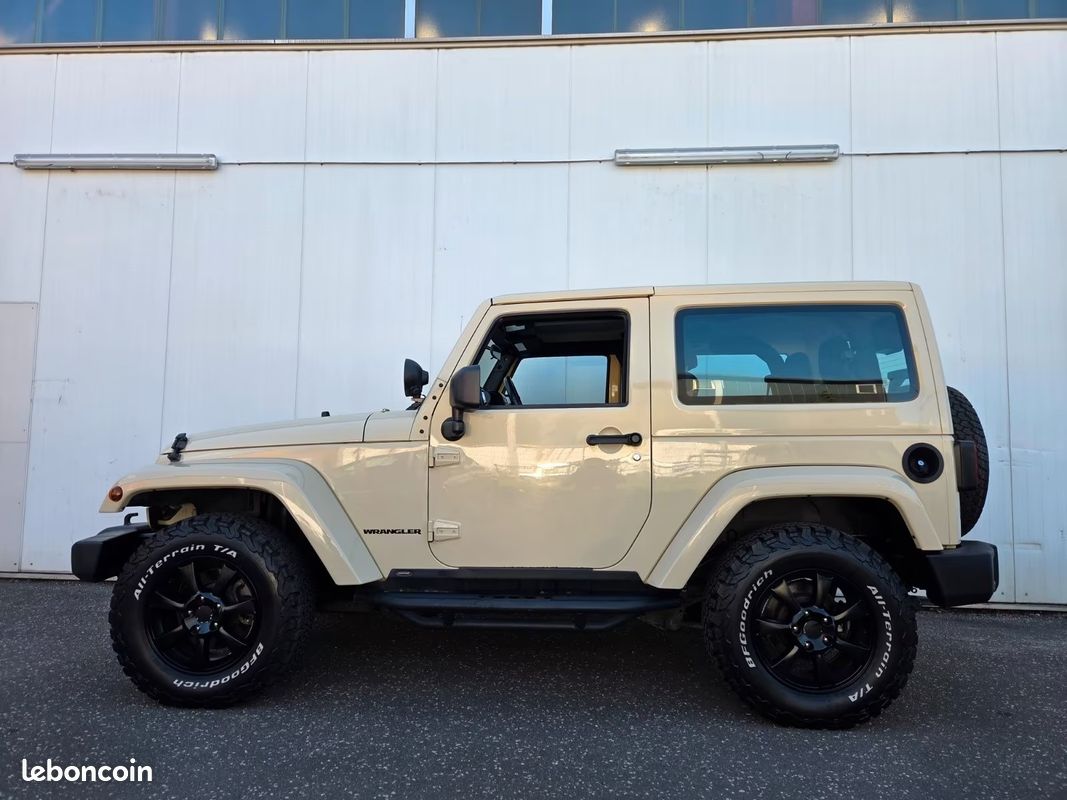 Jeep Wrangler UNLIMITED SAHARA 3.8 V6 BVA 4X4 - HARD TOP - 84 000 KM (image 6)