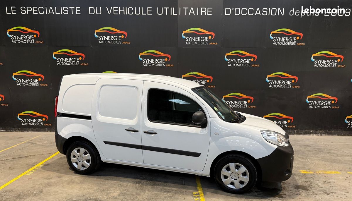 Kangoo EXTRA R-LINK 1.5 dci 90 ch 1.355 km d'origine 12.325 ht (14.790 ttc) (image 1)