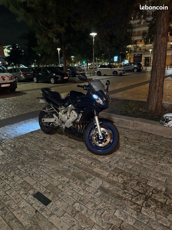 Fazer 600 (image 1)