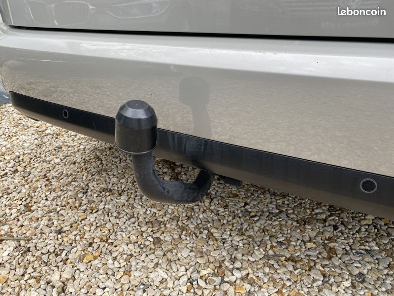 Citroen C4 PICASSO BLUEHDI 120CH FEEL S&S (image 20)