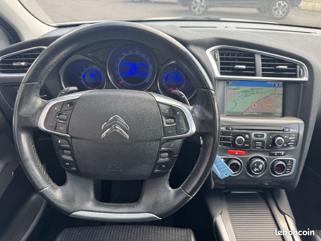 Citroën C4 e-HDi 115 Exclusive + ETG6 (image 6)